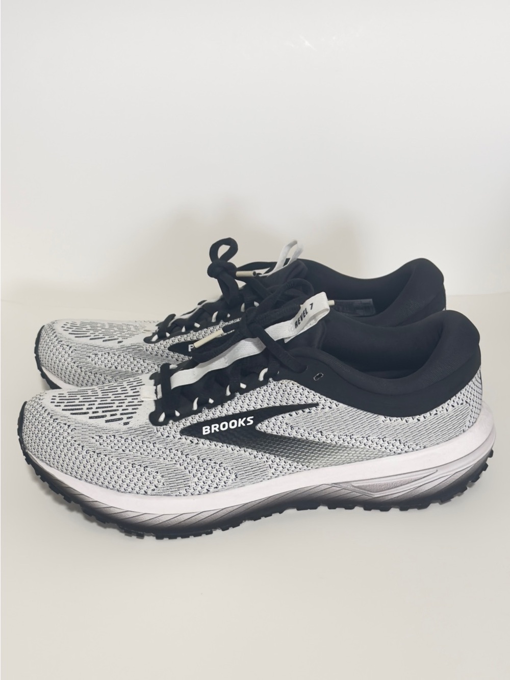 Brooks Women's Black and White Running Sneakers size 9